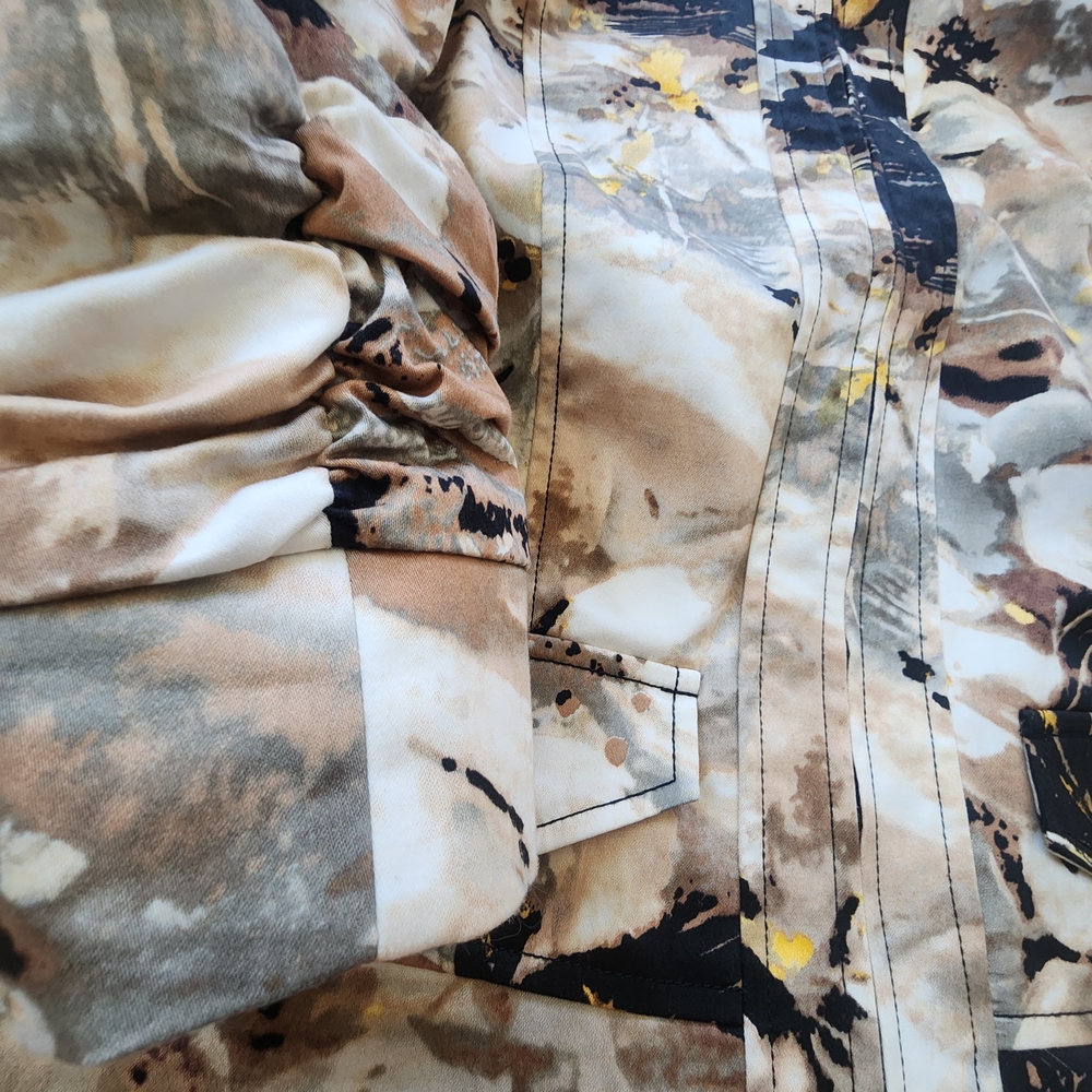 Floral Patterned Jacket - Picture 9 of 10